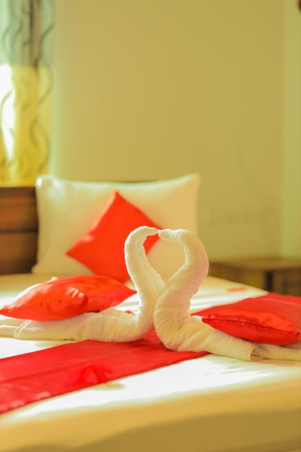 Aurora Banquet And Hotel Chilaw Εξωτερικό φωτογραφία