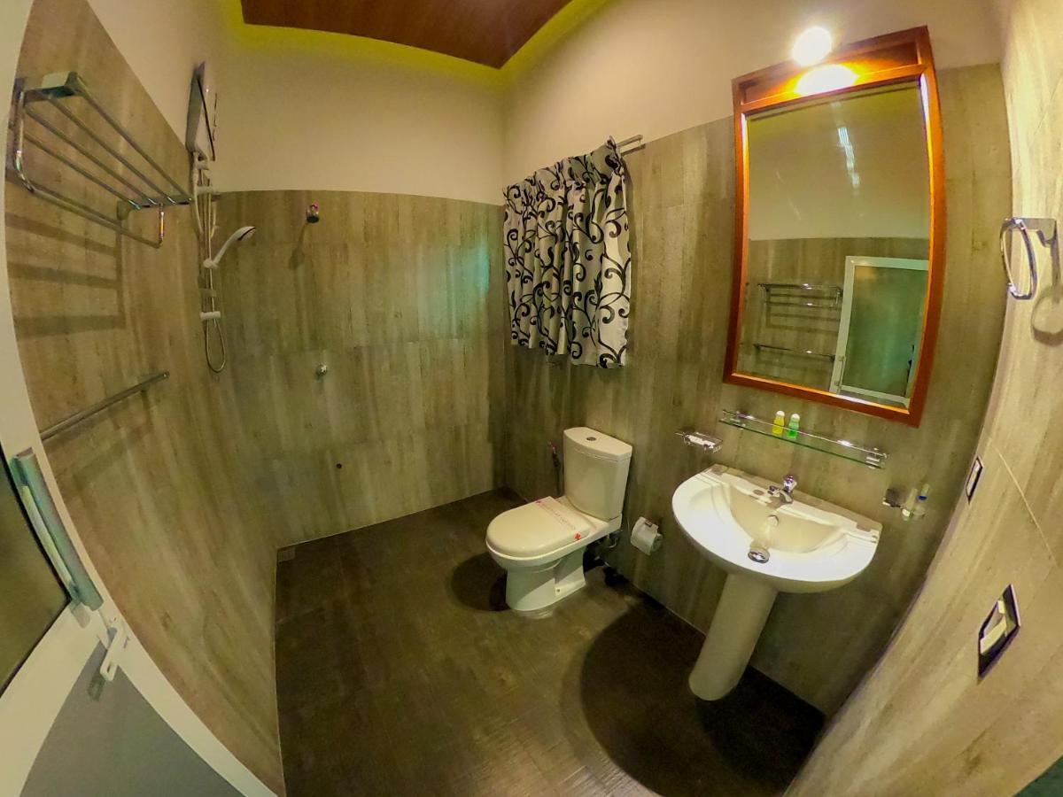 Aurora Banquet And Hotel Chilaw Εξωτερικό φωτογραφία